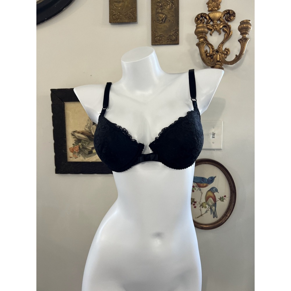 Victoria's Secret Vintage Black Lace Underwire Push-Up Bra Size 36B Made in USA